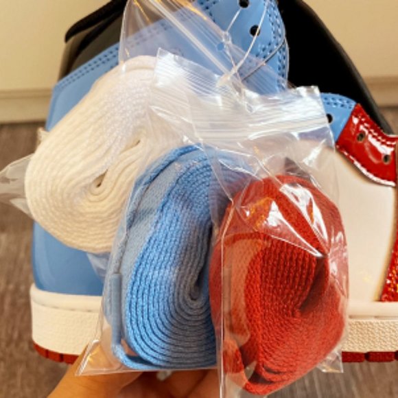 Nike Air Jordan 1 High OG Fearless UNC Chicago main image 3